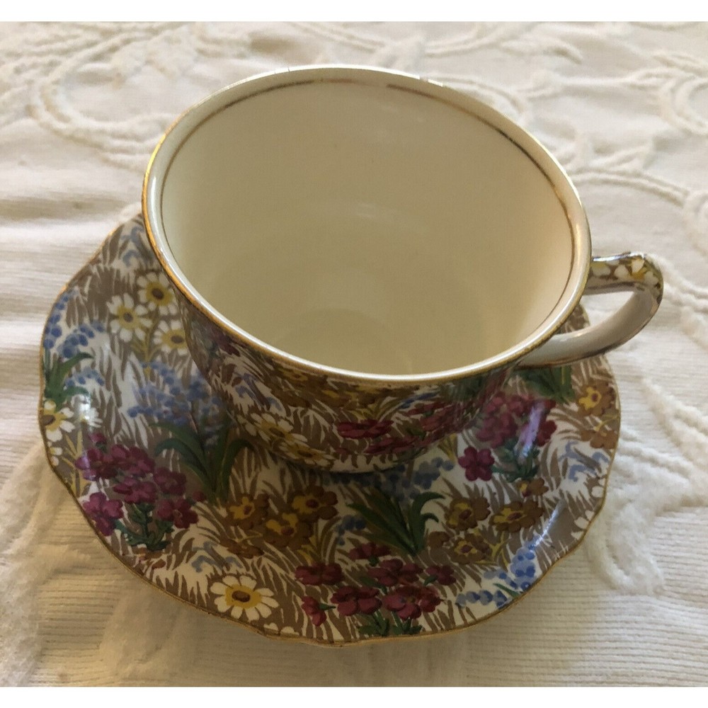 Vintage Grimwades Chintz Marguerite Teacup & Saucer Ivory Married Set*  1940’s